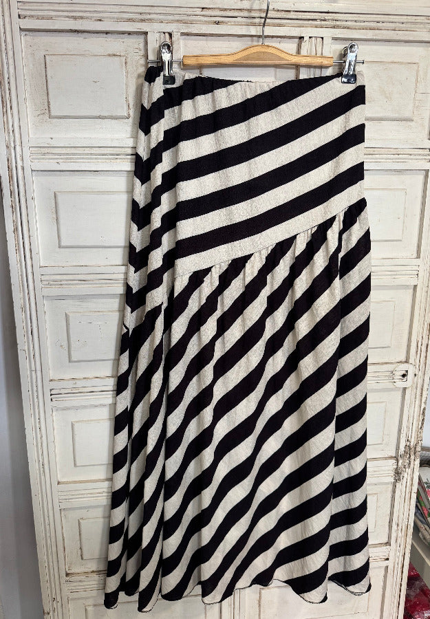 Falda Rayas Beige y Negra