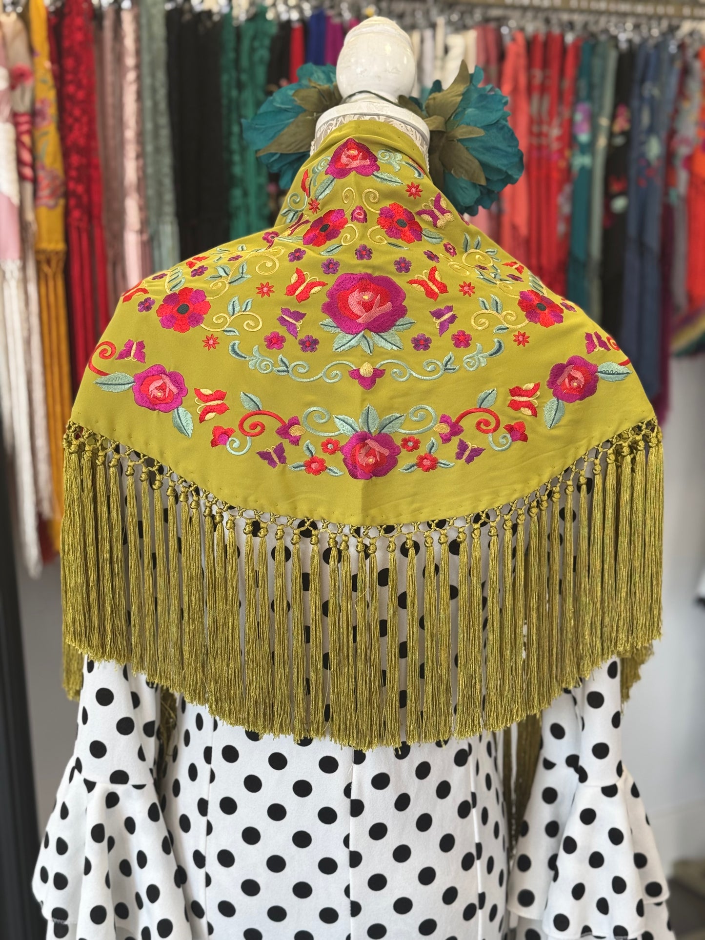 Mantón María pistacho