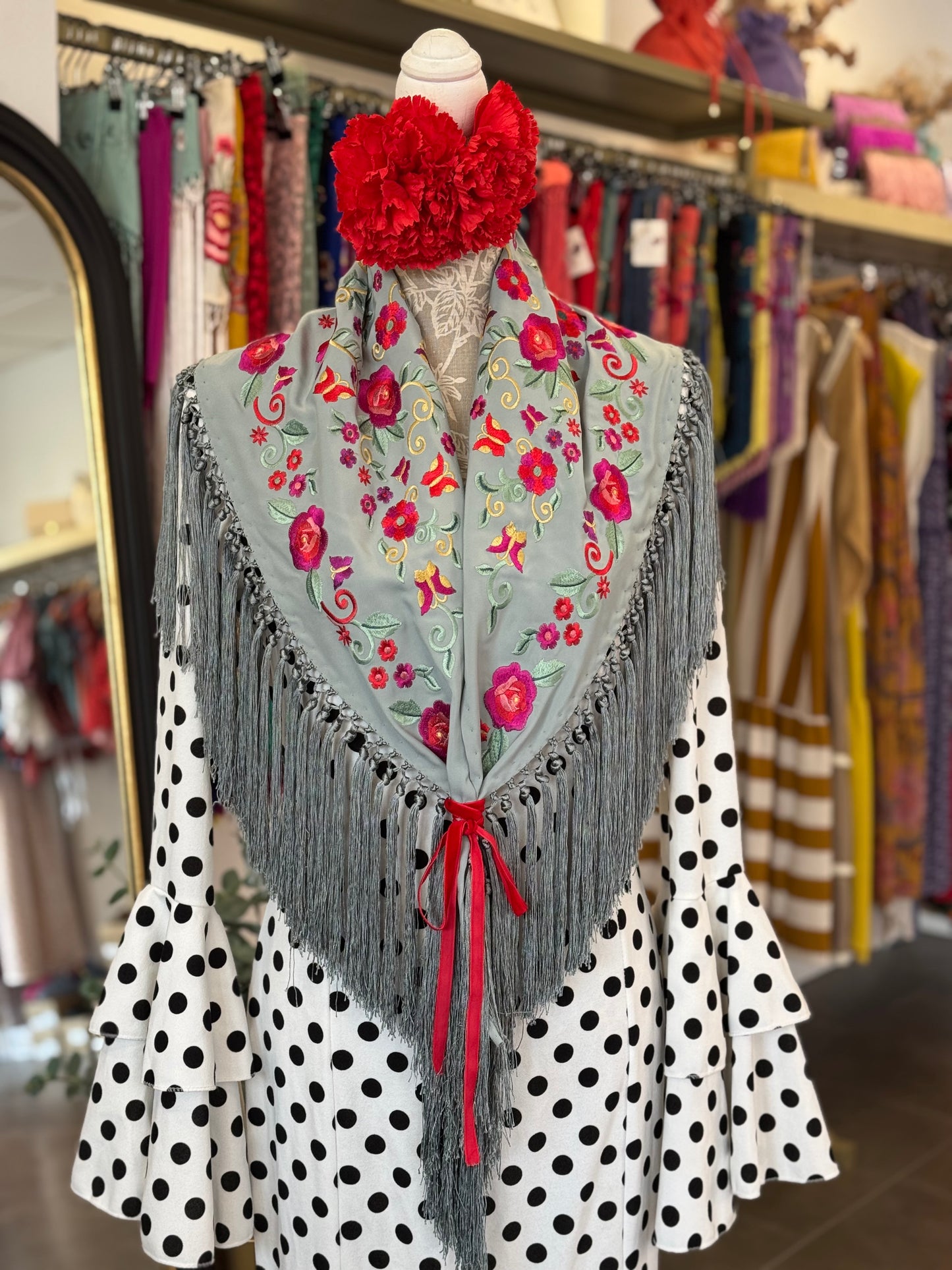 Mantón María verde grisáceo