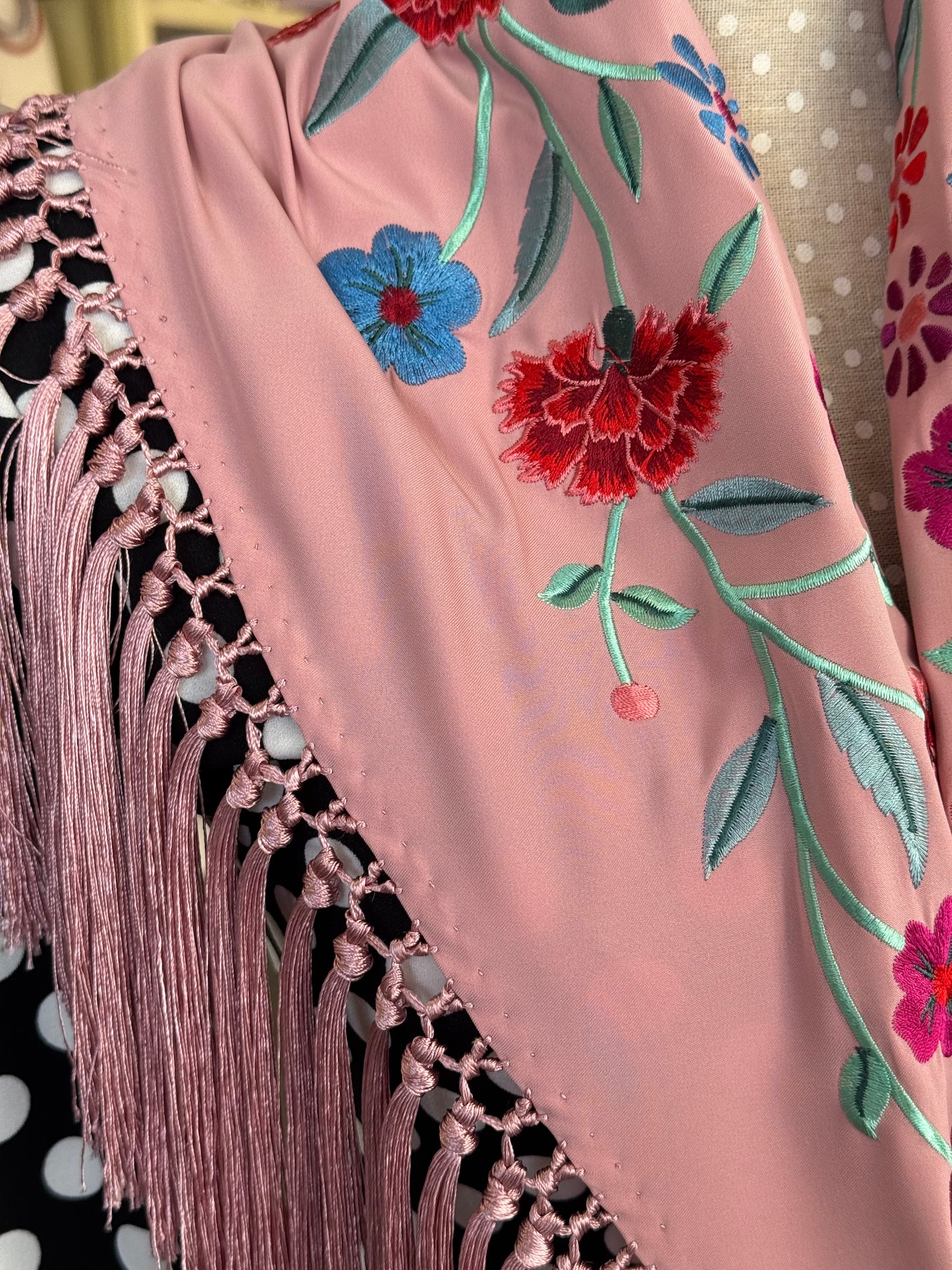 Mantón clavel rosa