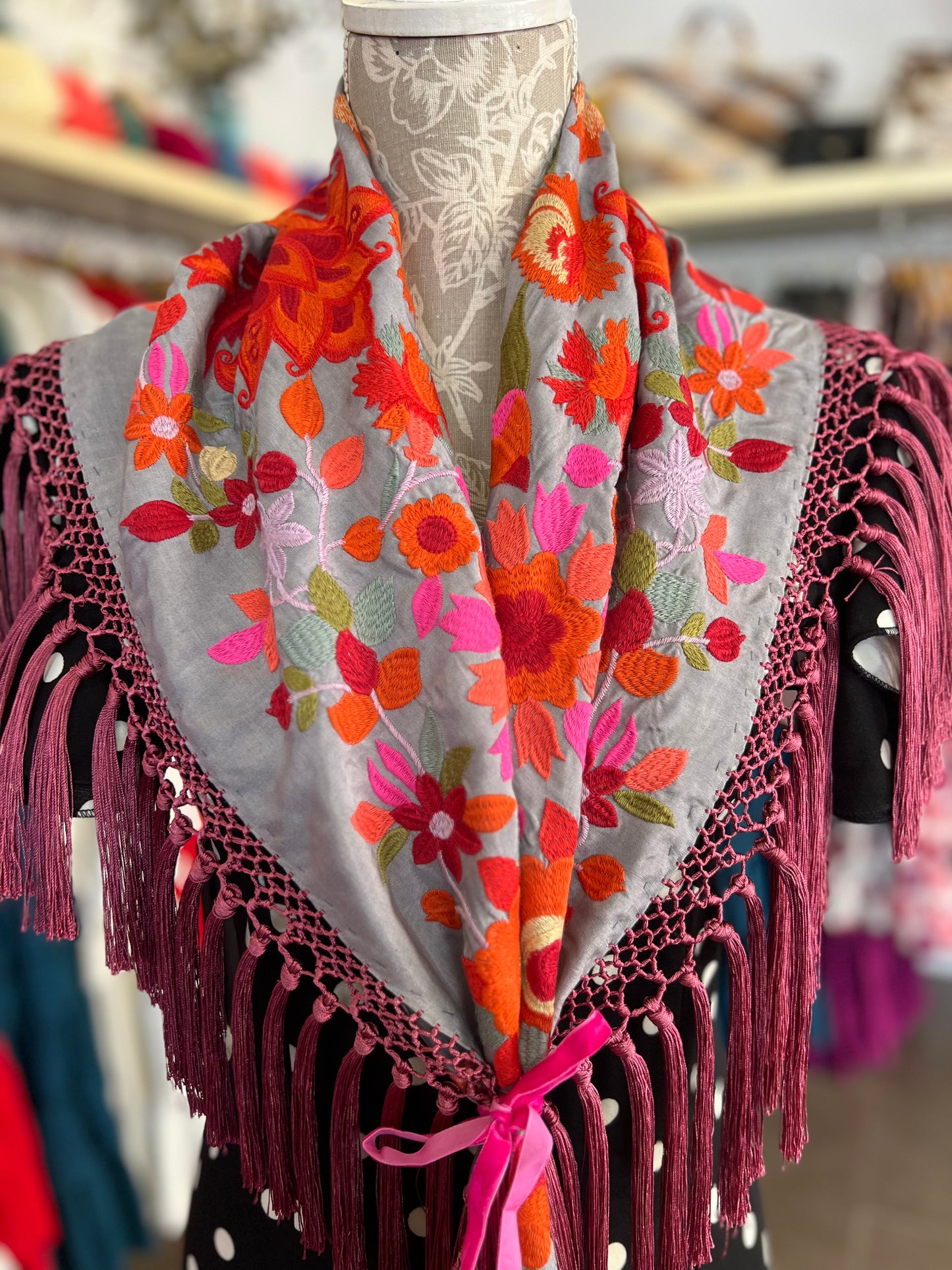 Mantón Cantillana Gris y Rosa