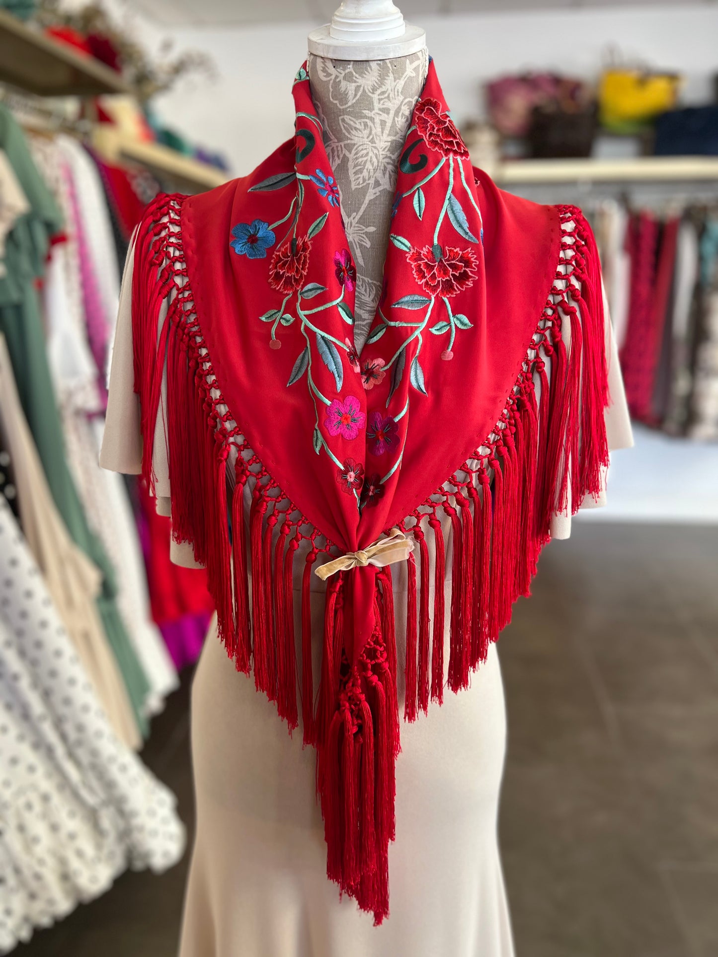 Mantón Clavel Rojo