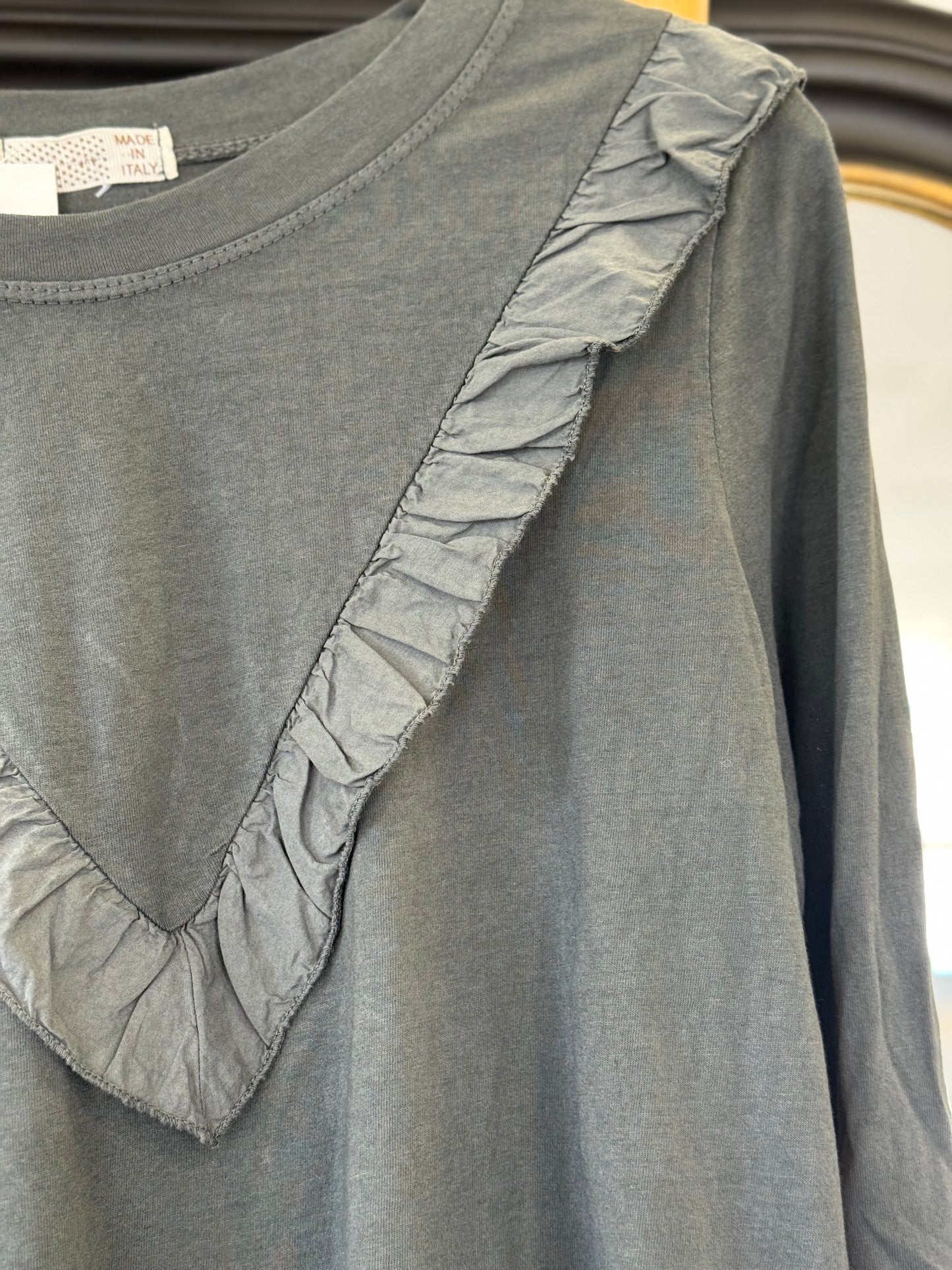 Camiseta Volante Gris