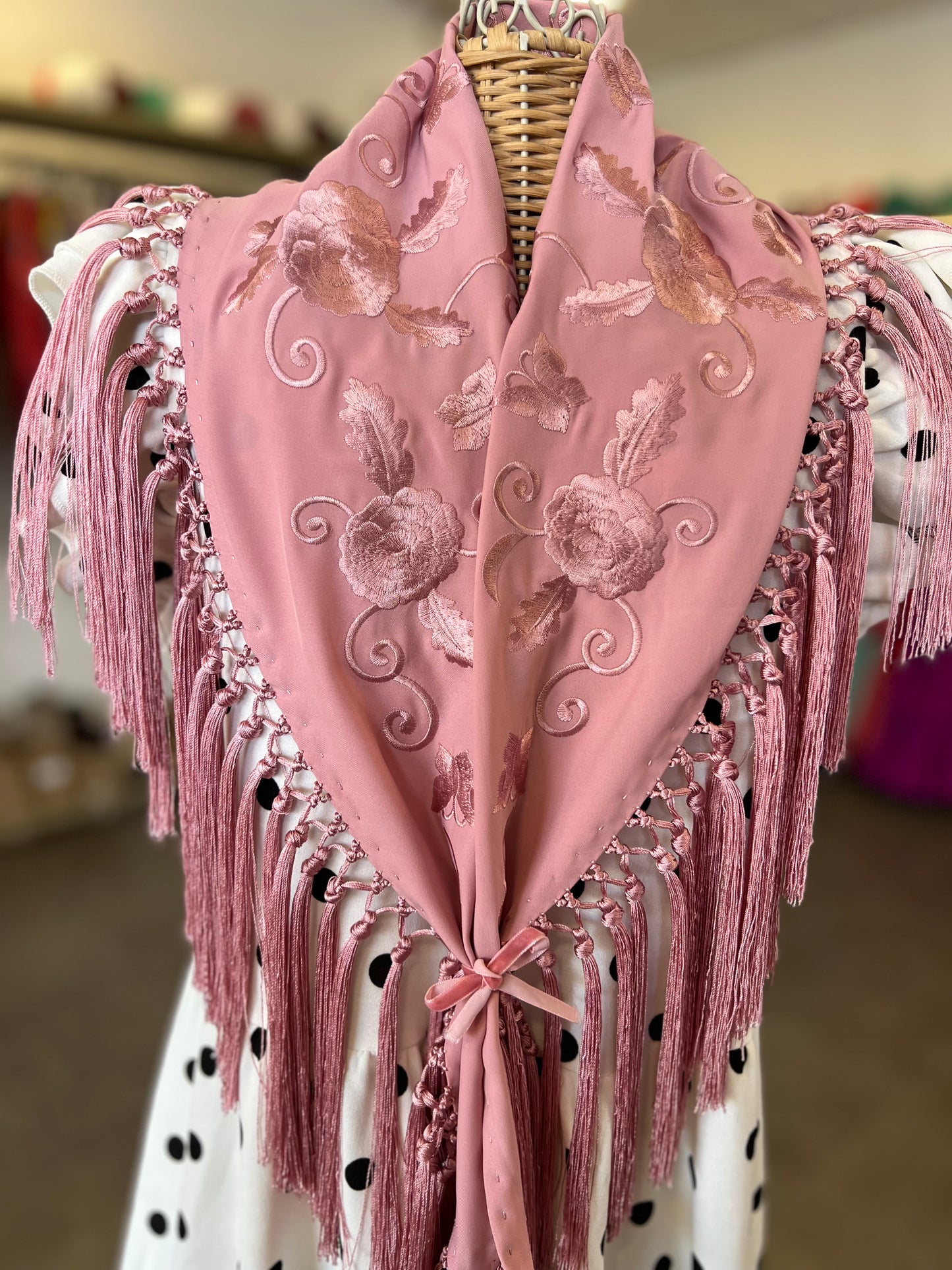 Mantón Juvenil Rosa al tono