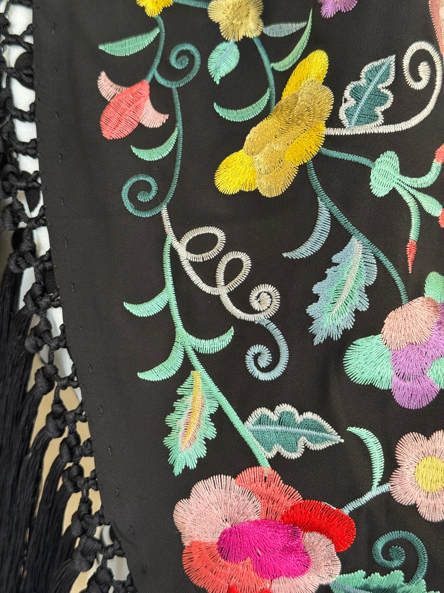 Mantón Carmen negro