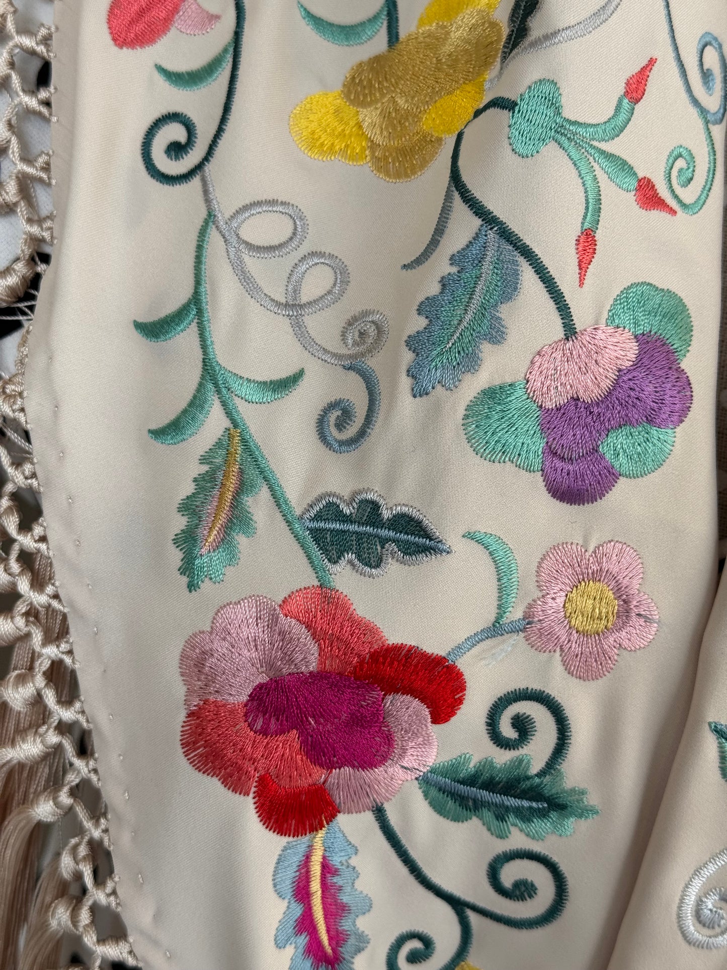 Mantón Carmen beige