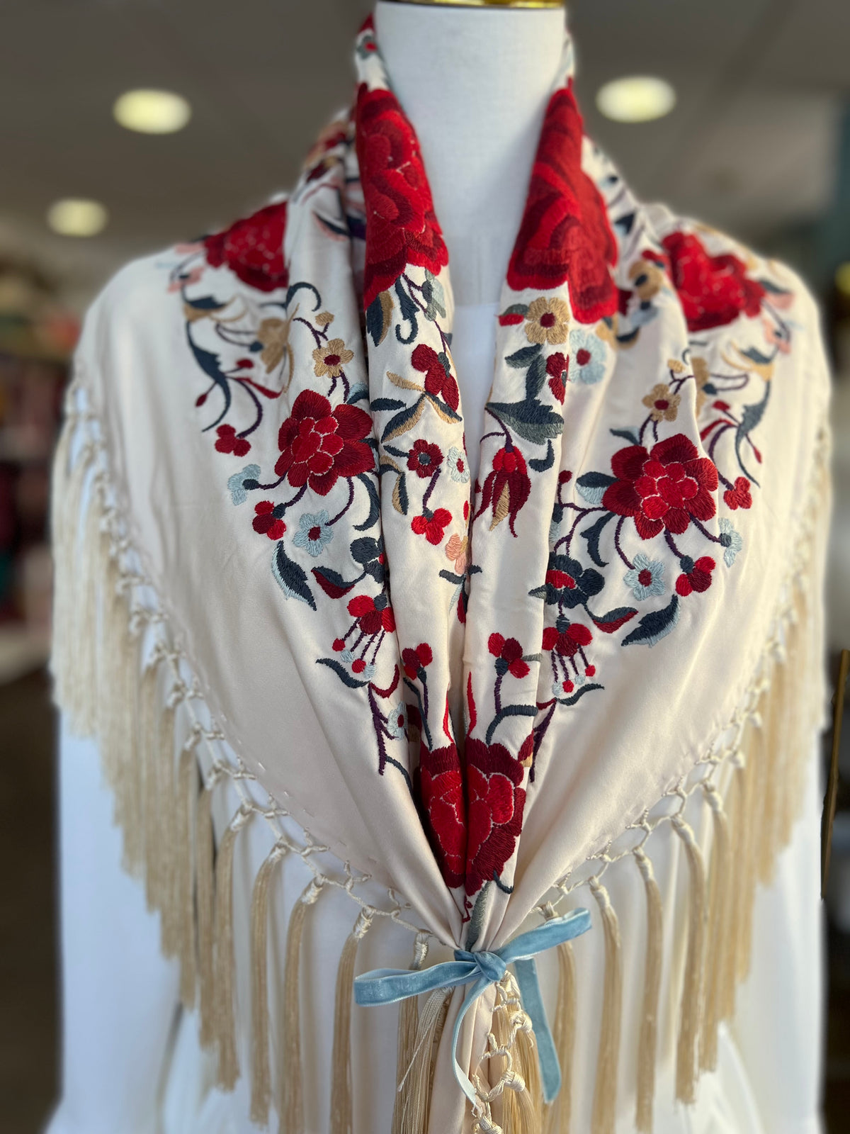 Mantón Cantillana Beige y Rojo