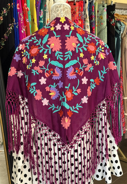 Manton Marcela morado