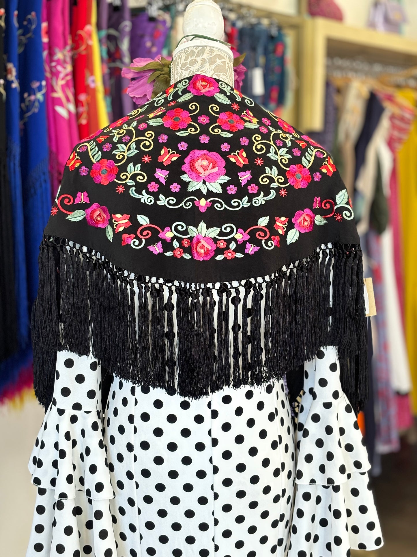 Mantón María negro