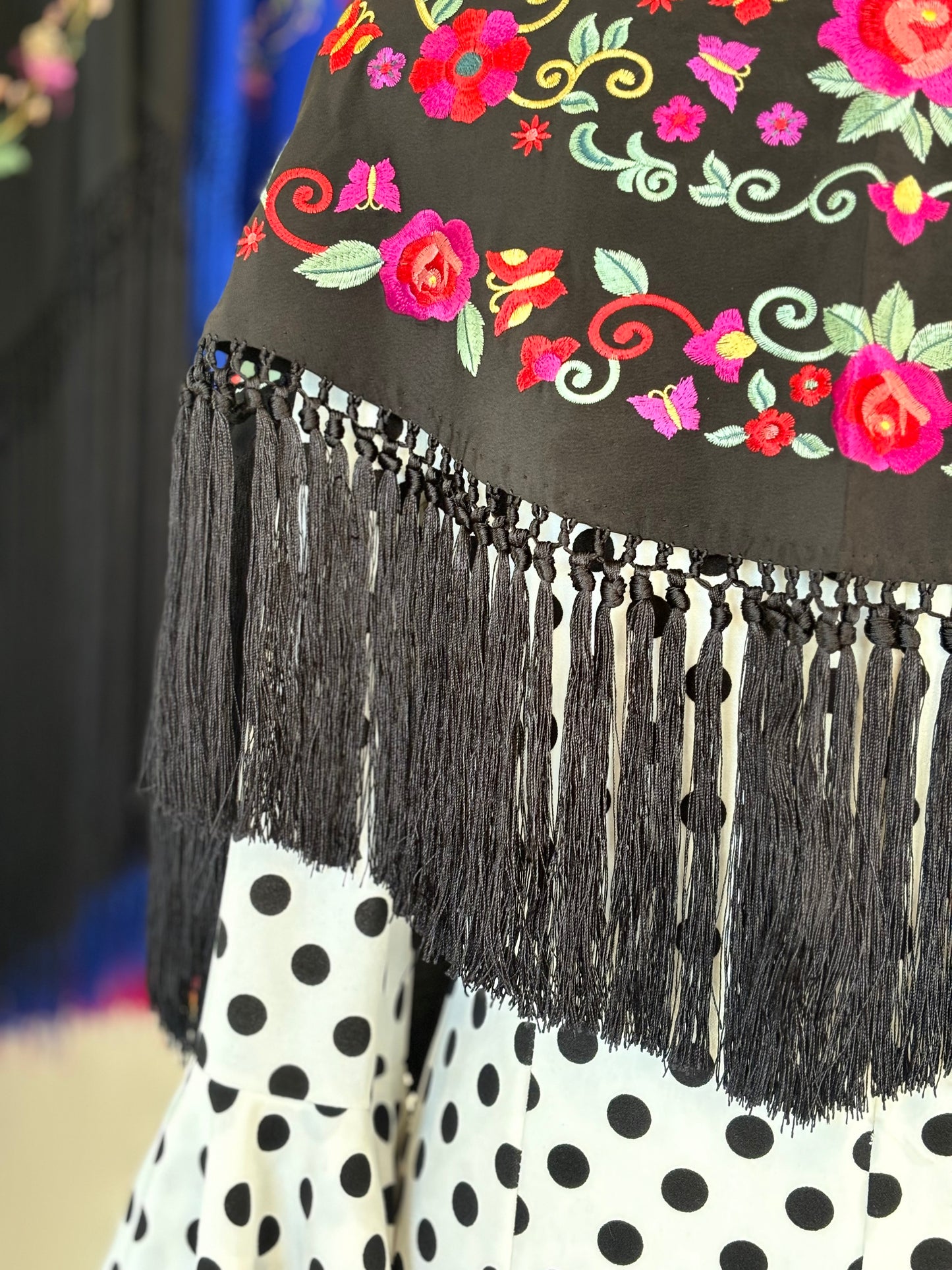 Mantón María negro