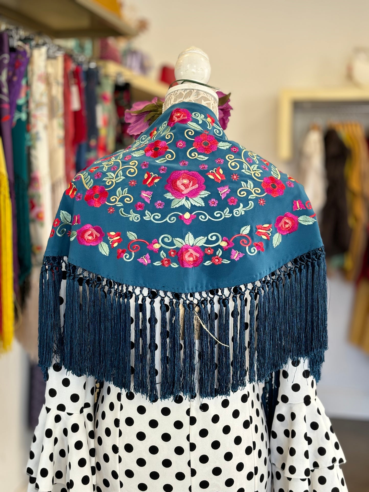 Mantón María petróleo