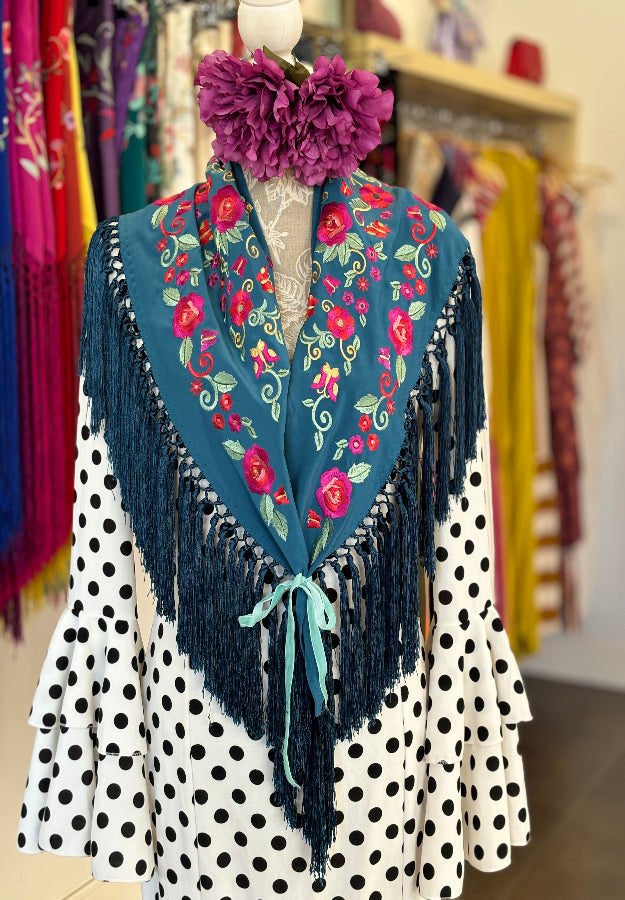 Mantón María petróleo