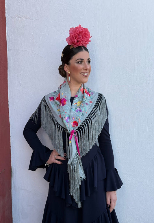 Mantón Carmen verde grisáceo