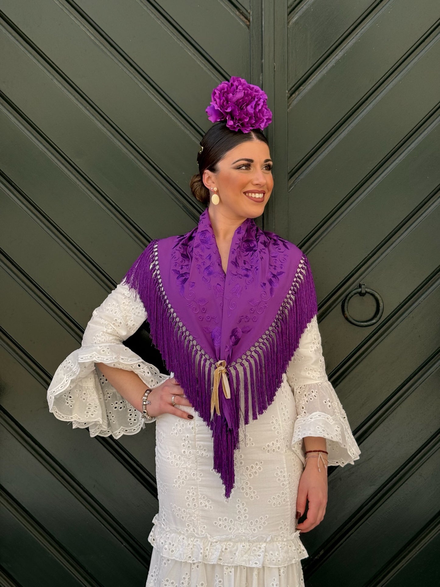 Mantón María al tono morado