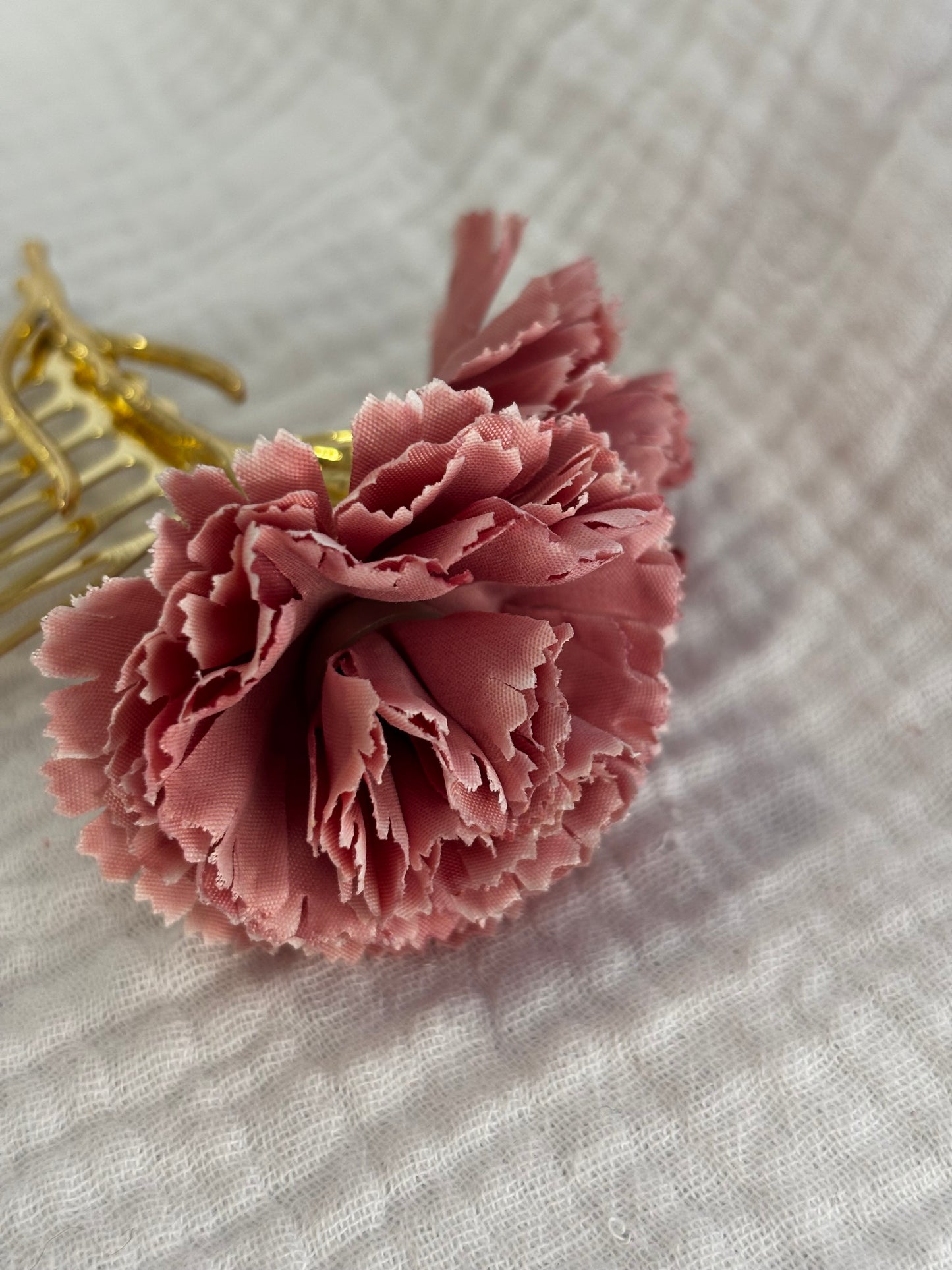 Peinecillo clavel rosa bebé