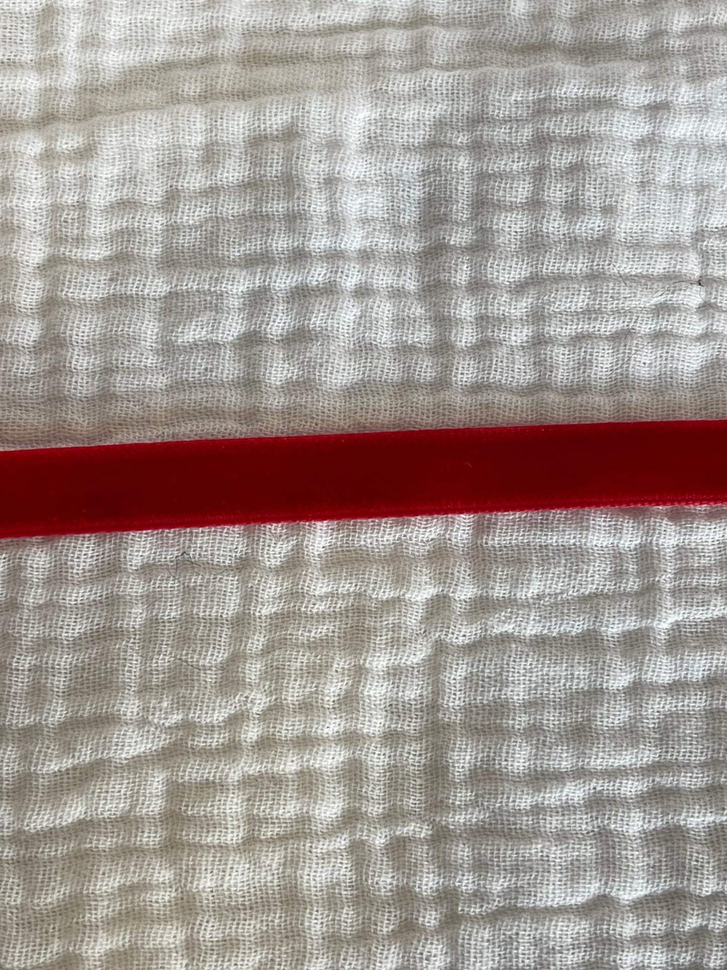 Lazo rojo para mantón