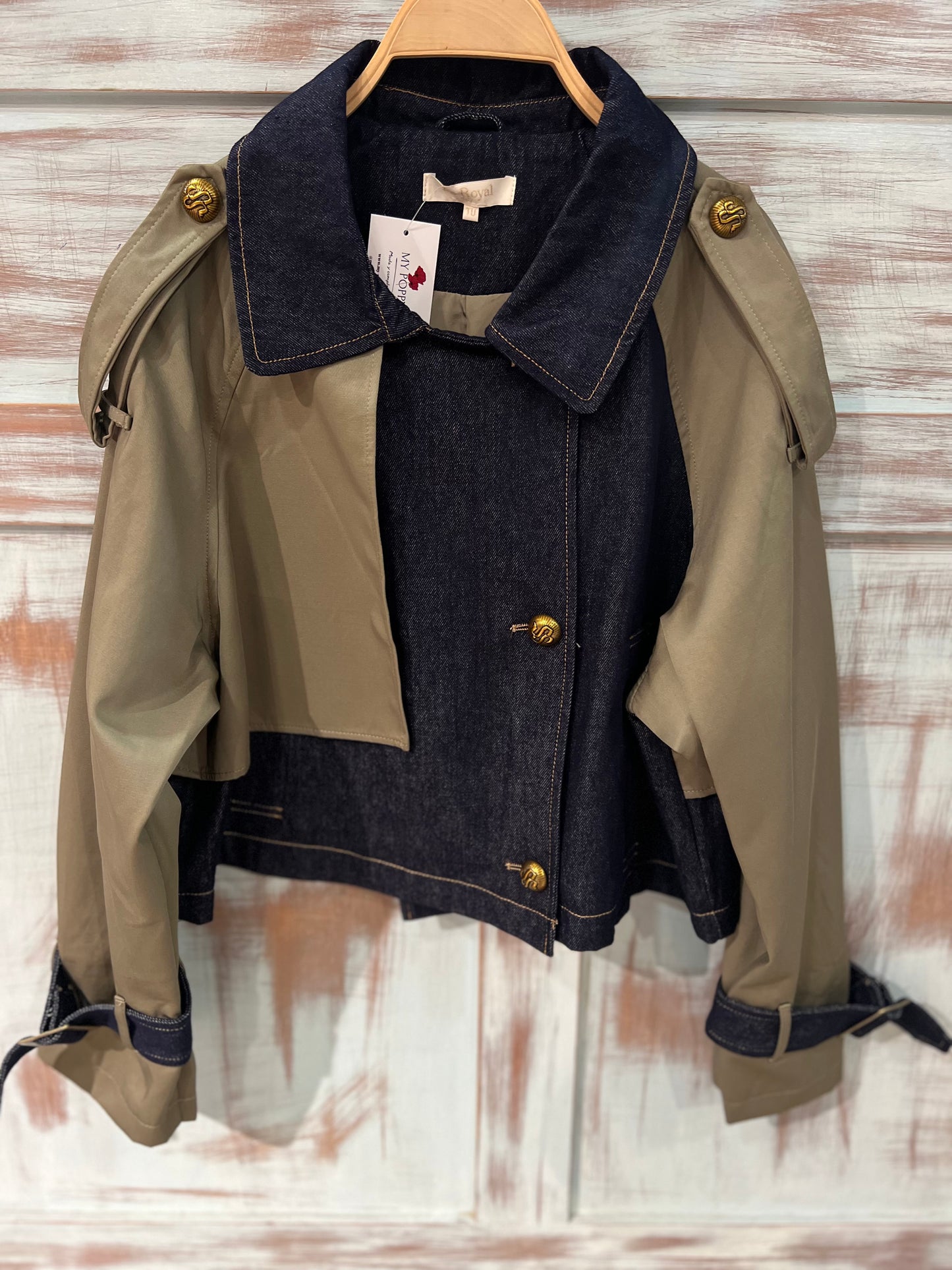 Chaqueta Trench Corta