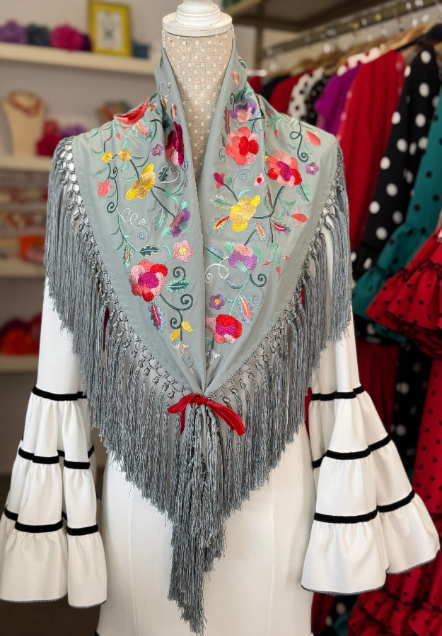 Mantón Carmen verde grisáceo