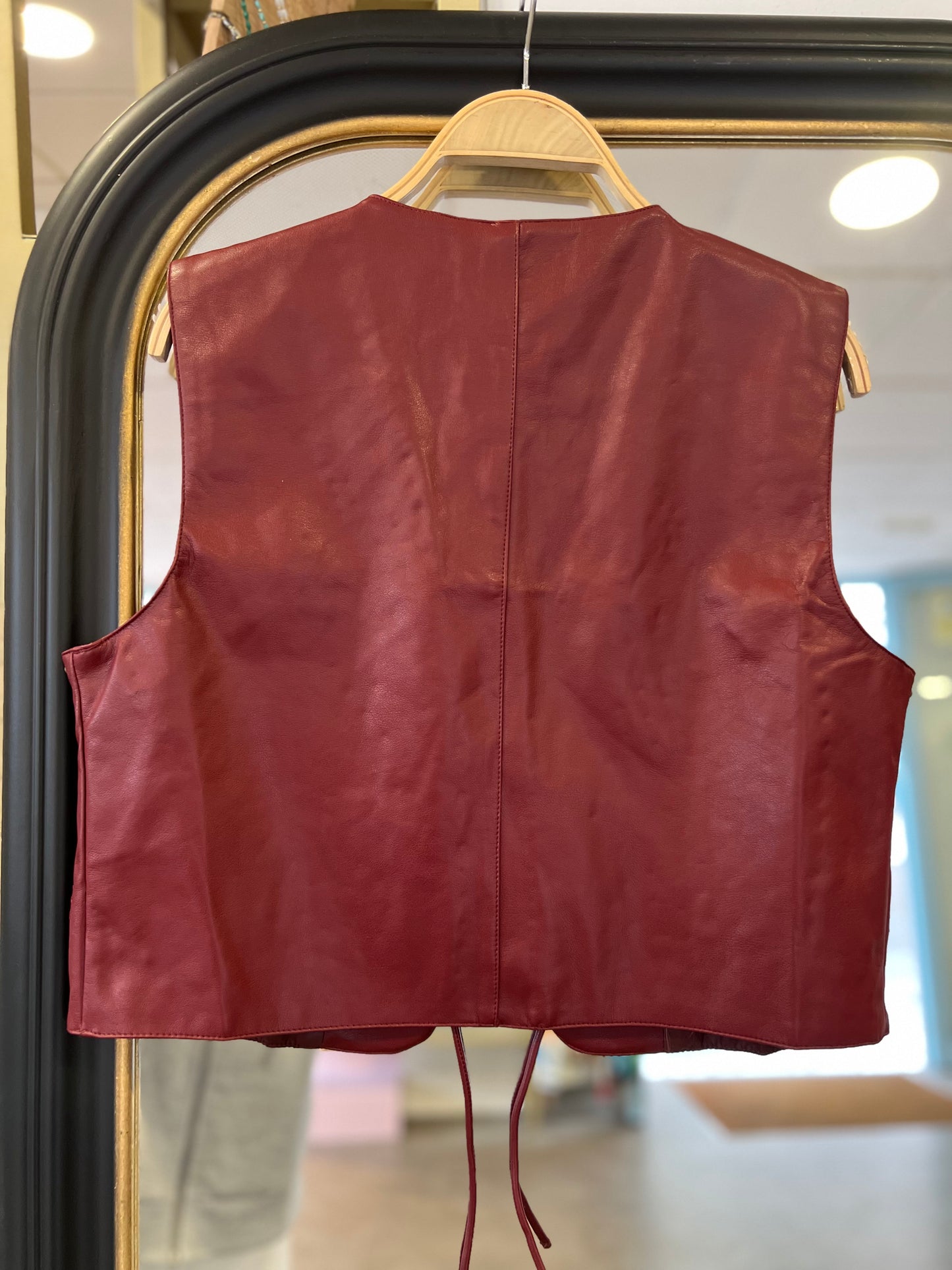 Chaleco Cuero Burdeos