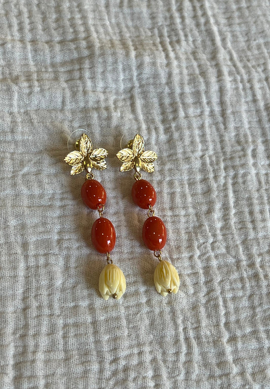 Pendiente Nerea Coral y Beige