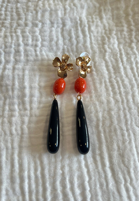 Pendiente Macarena Coral y Negro