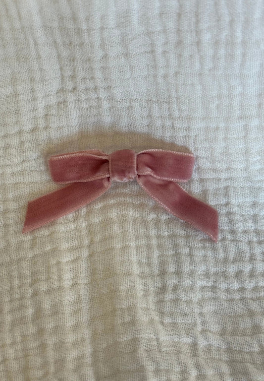 Broche lazo terciopelo rosa