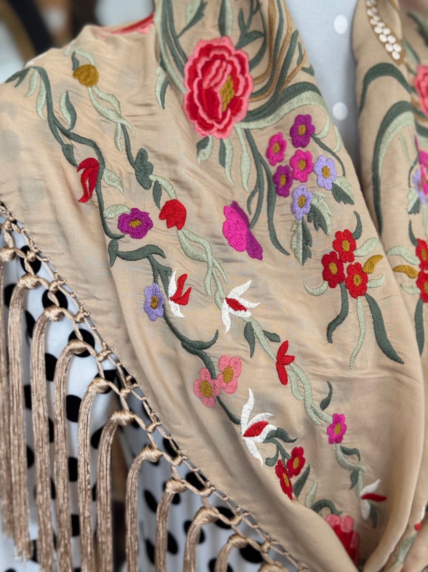 Mantón Lucía Camel