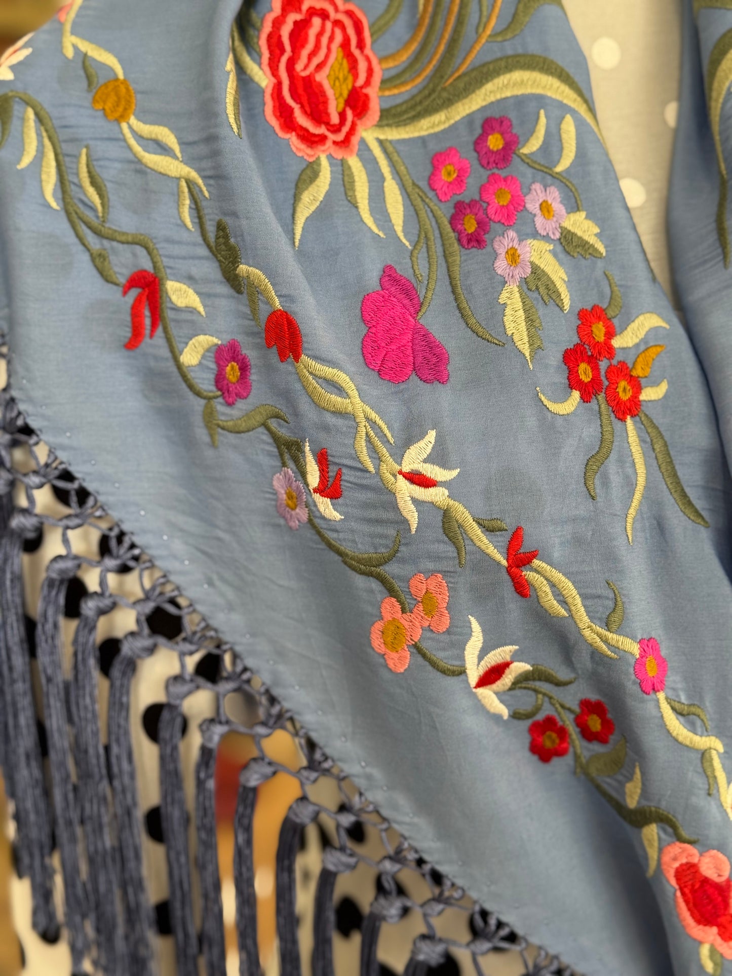 Mantón Lucía Azul Jabonoso