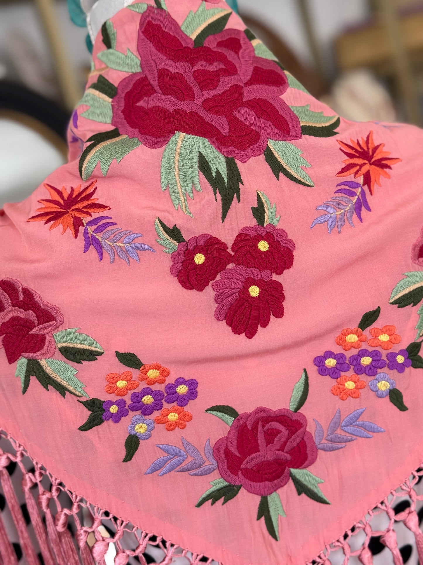 Mantón Laura Rosa Salmón