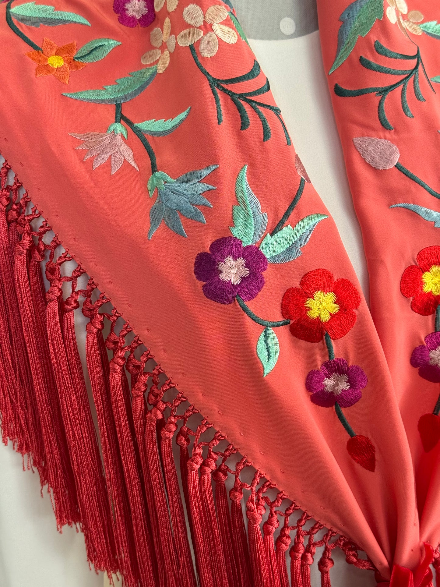 Mantón Martina coral
