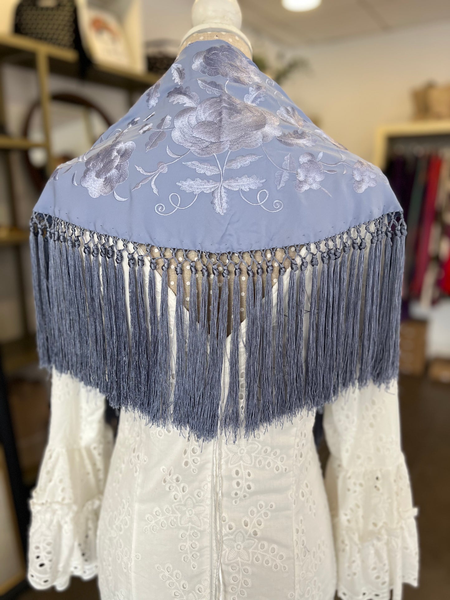 Mantón Al Tono Celeste