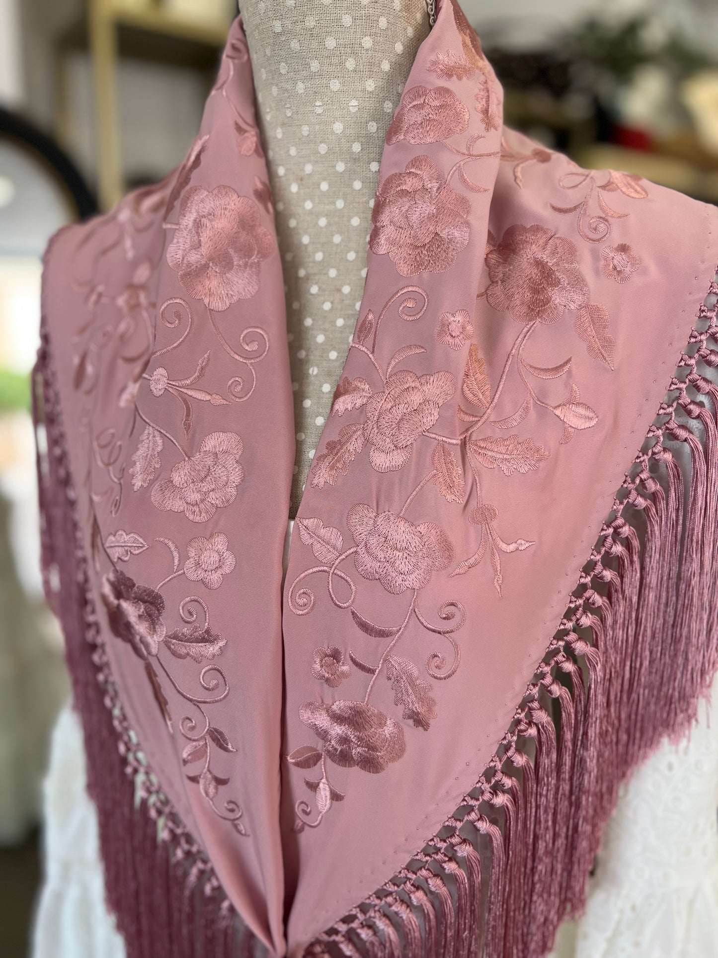 Mantón al tono Rosa Bebe
