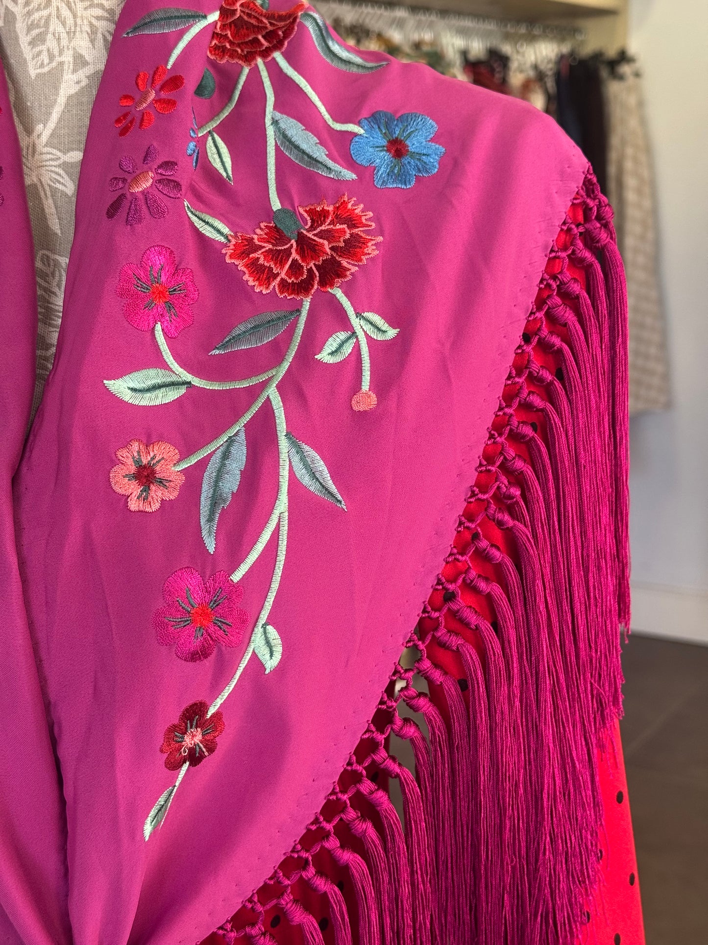 Mantón clavel buganvilla