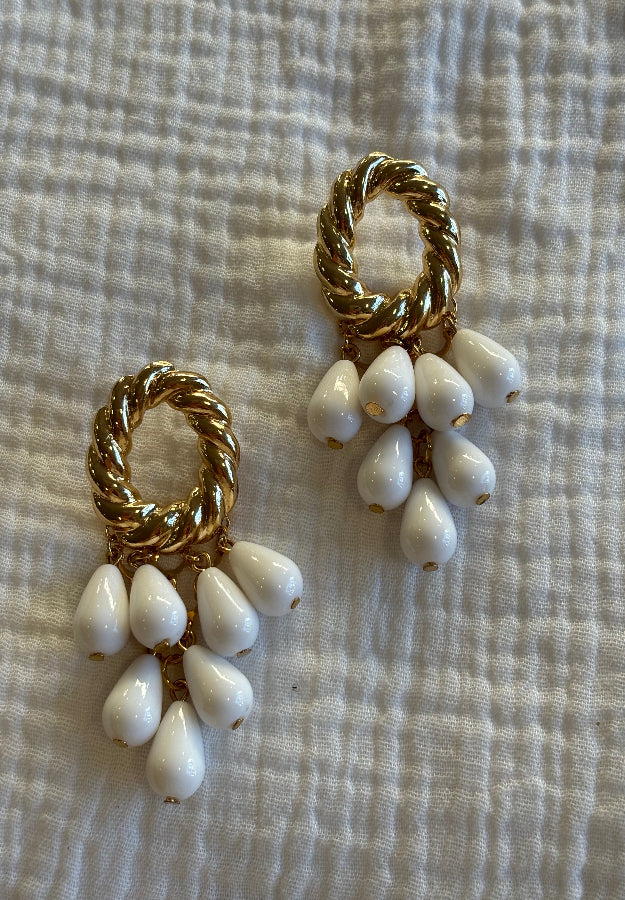 Pendiente Candela blanco roto