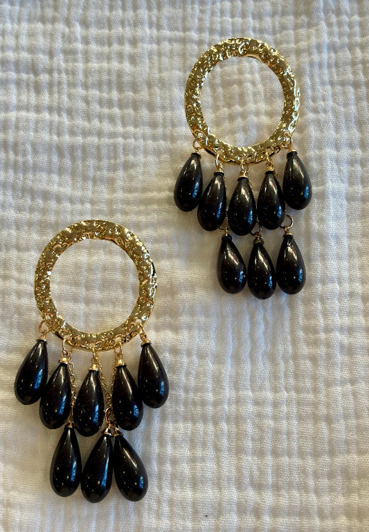 Pendiente lágrima negro