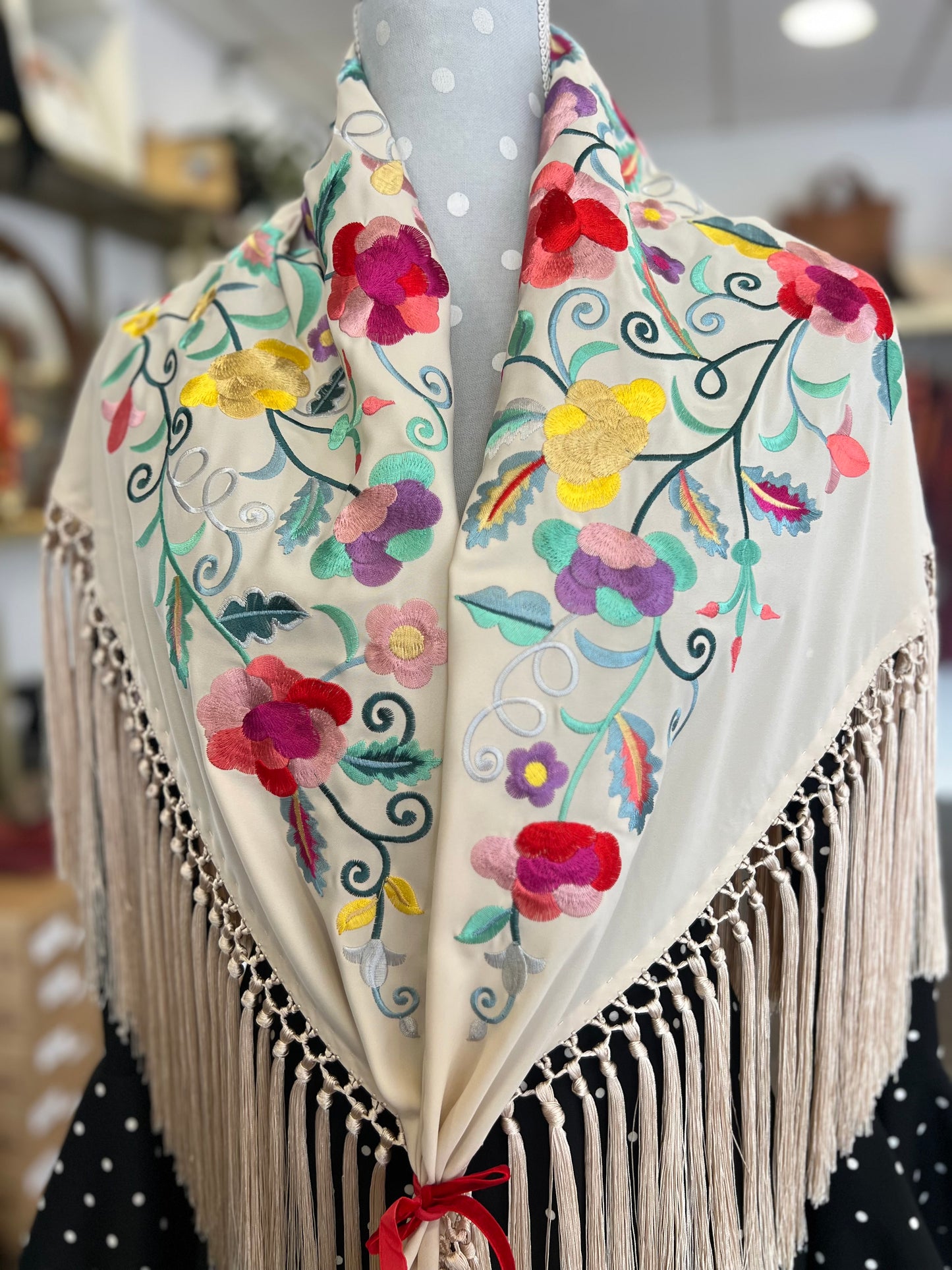 Mantón Valeria Beige