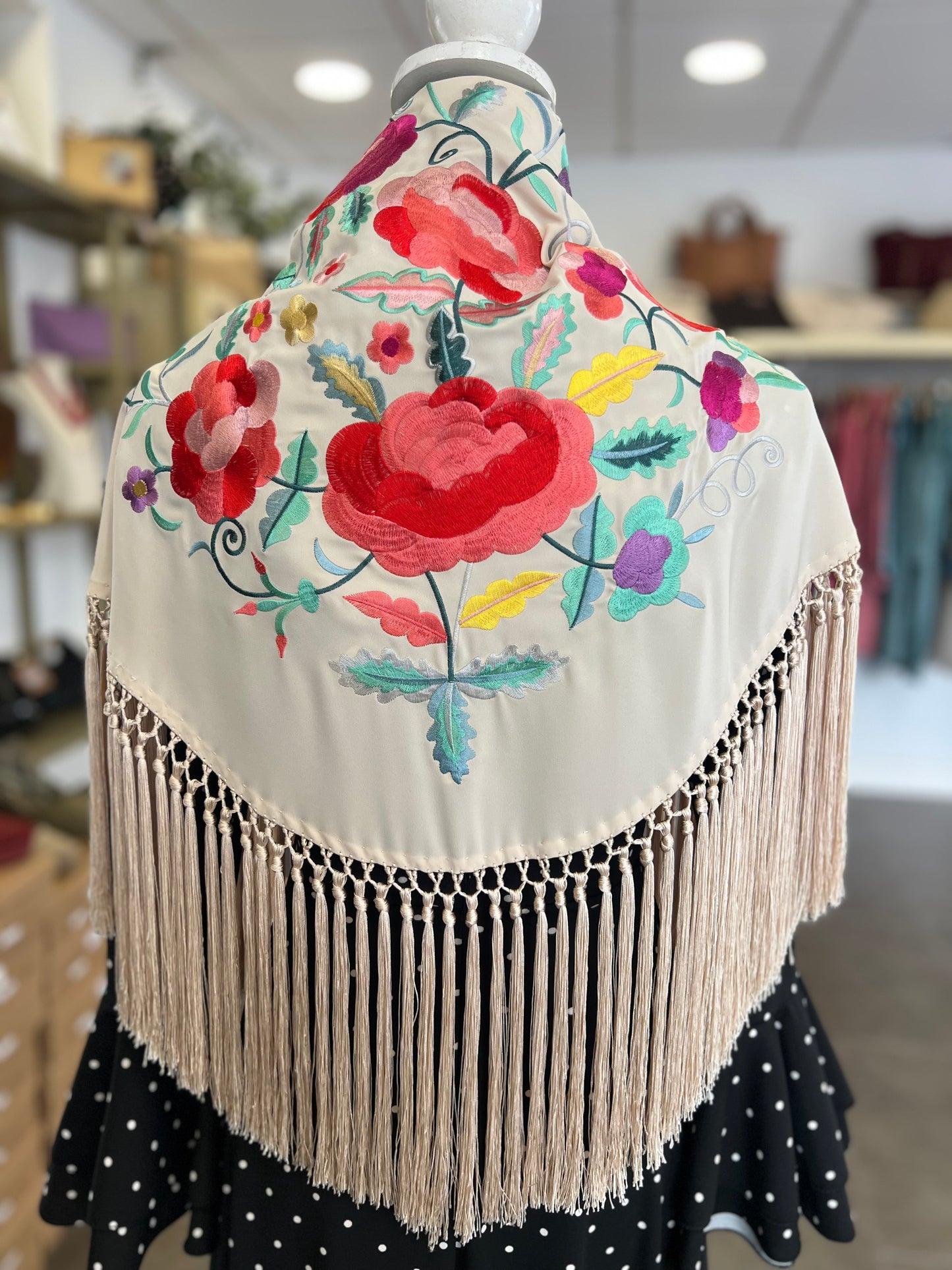 Mantón Valeria Beige