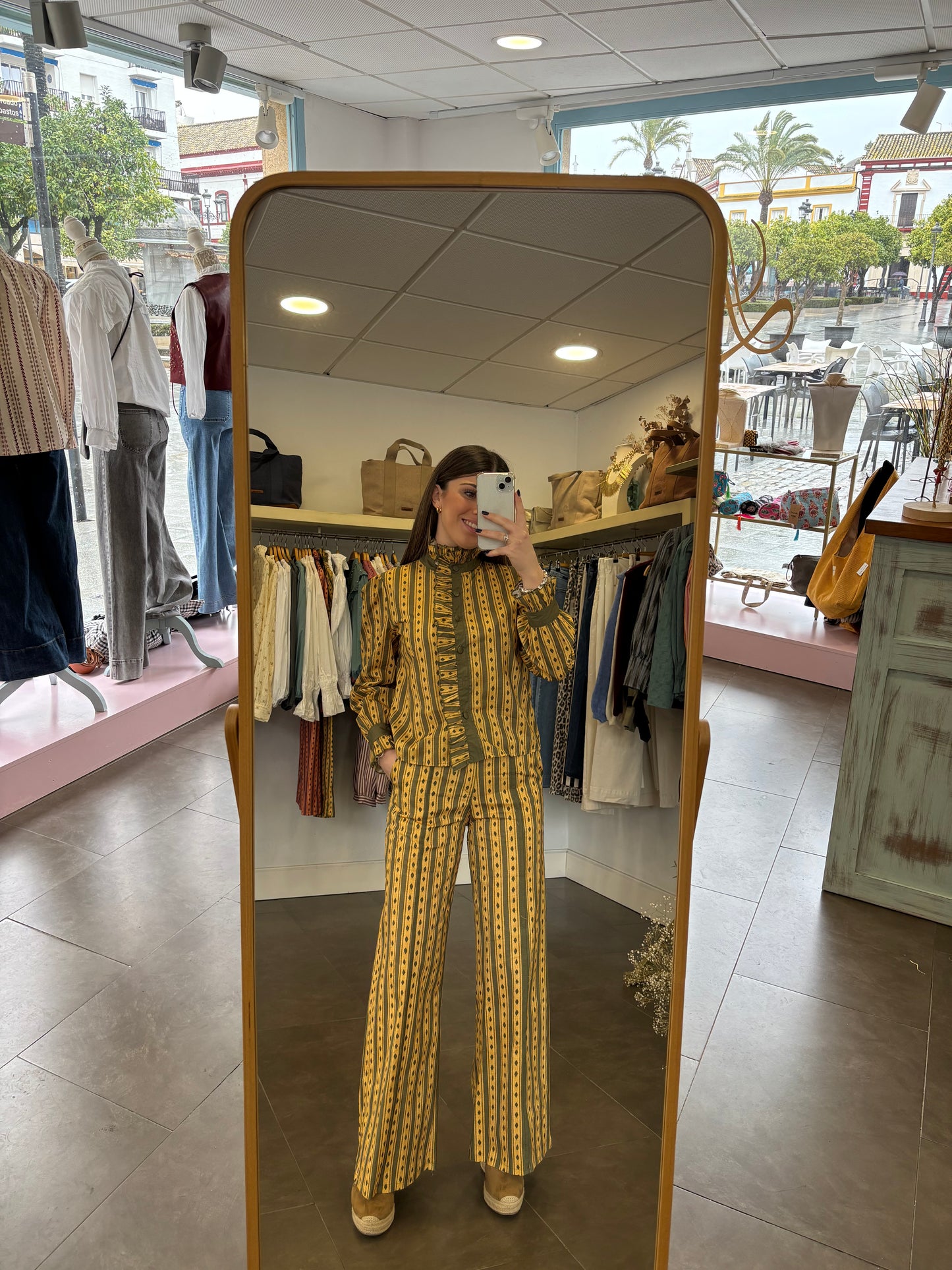 Conjunto Matilda amarillo y verde