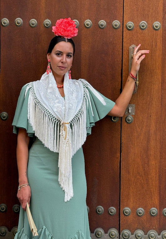 Mantón María al tono blanco roto