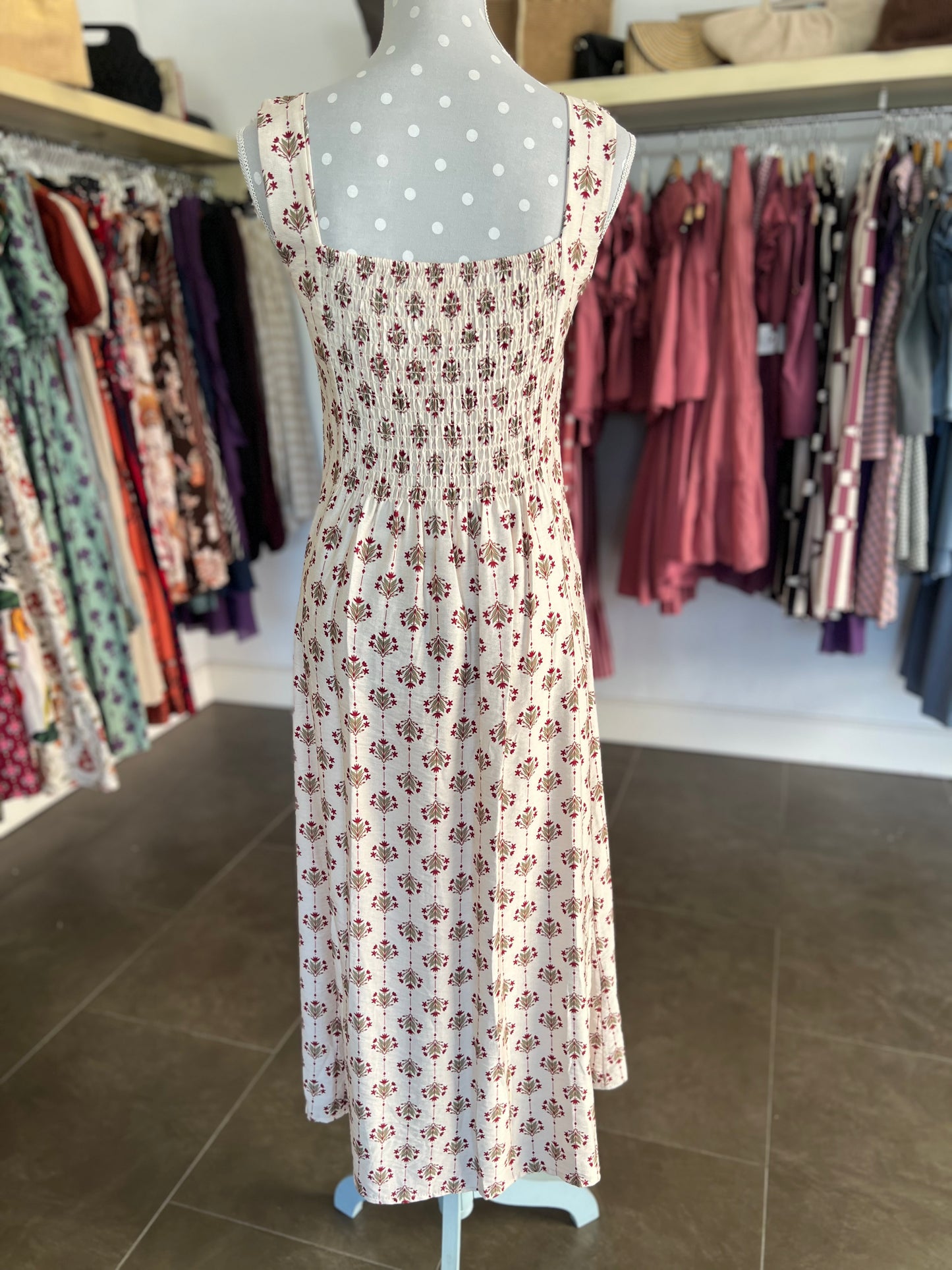 Vestido Amanda Beige