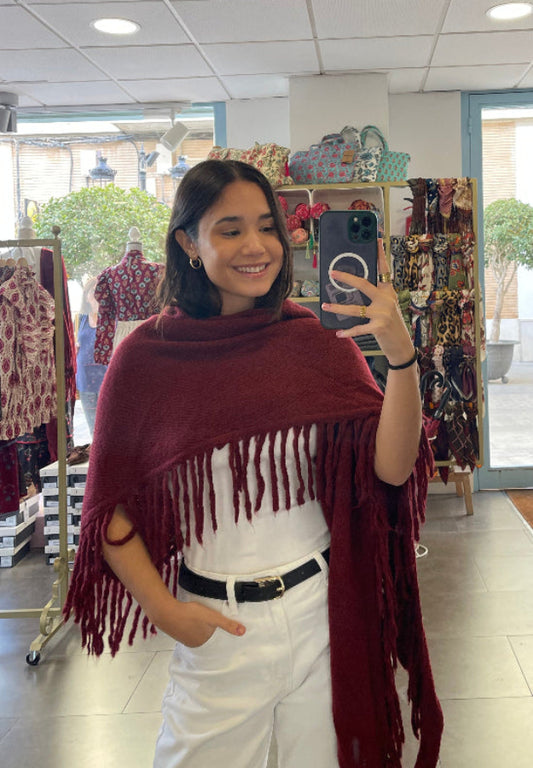 Poncho Burdeos