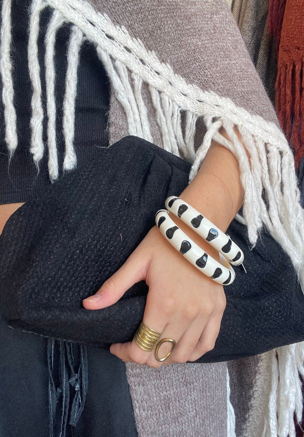 Pulsera Manchas Blanco y Negro