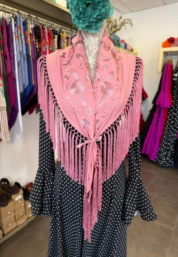 Mantón Maria al tono Rosa Maquillaje